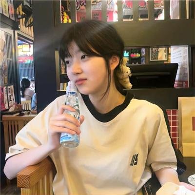 彩凤云裳